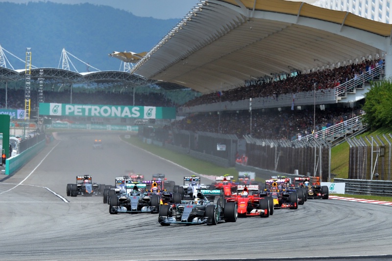 Crash This will be your last chance to catch the F1 Grand Prix in Malaysia.